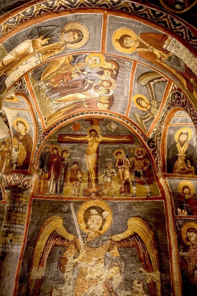 dark-church-of-cappadocia